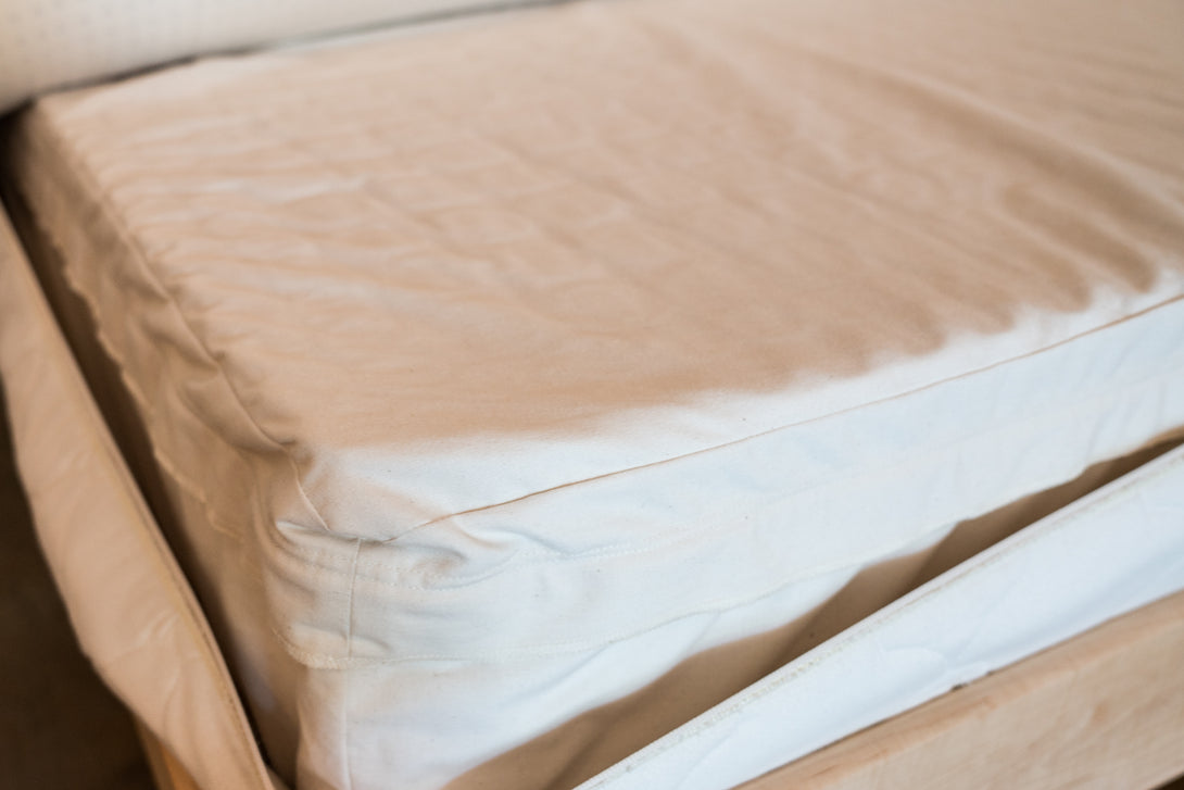 Latex & Comfort Coil Mattress - Sachi Organics 